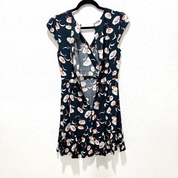 J. Crew Mercantile Floral Faux Wrap Mini Dress 2 - Picture 9 of 15